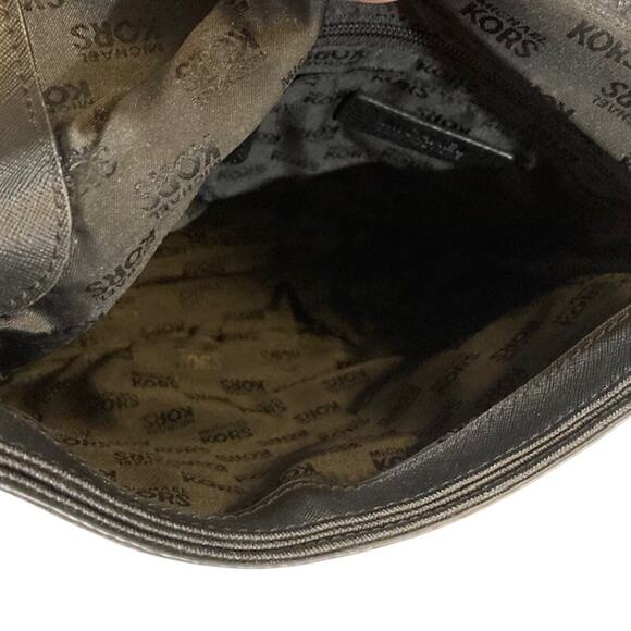 Michael Kors Black Leather "Bedford" Tassel Crossbody Bag - Picture 8 of 9